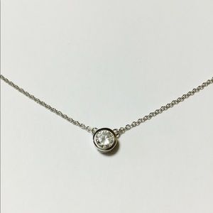 Bundle for a necklace and a bracelet